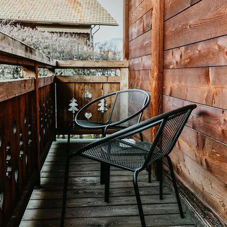 Hotell Restaurant La Ferme De Cupelin 4*